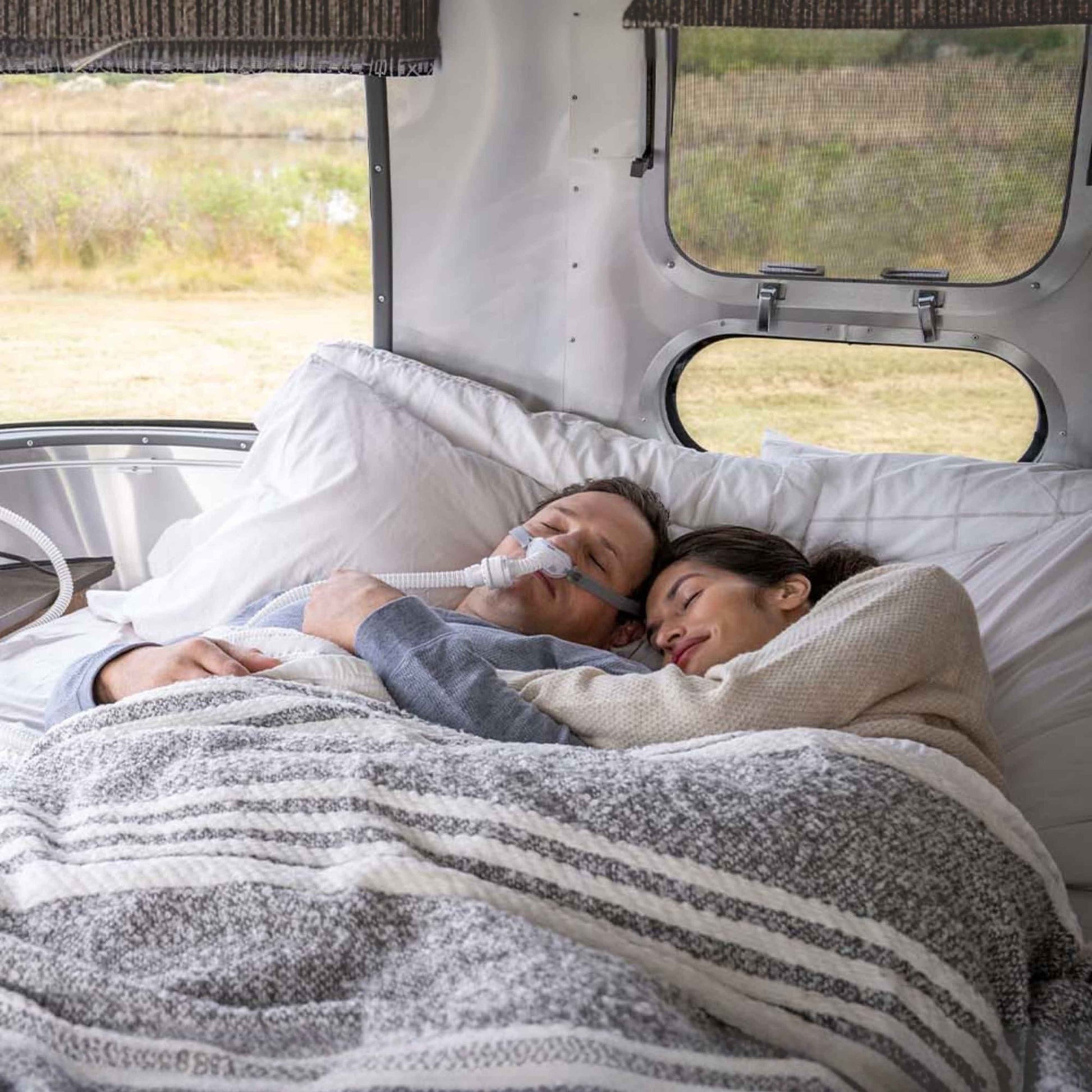 AirMini with AirFit P10 Nasal Pillow Mask Bundle