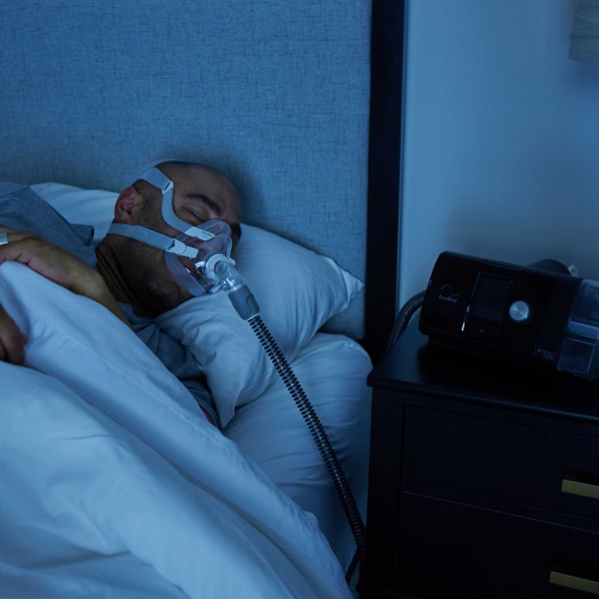 AirSense 10 with AirFit F20 Mask Bundle