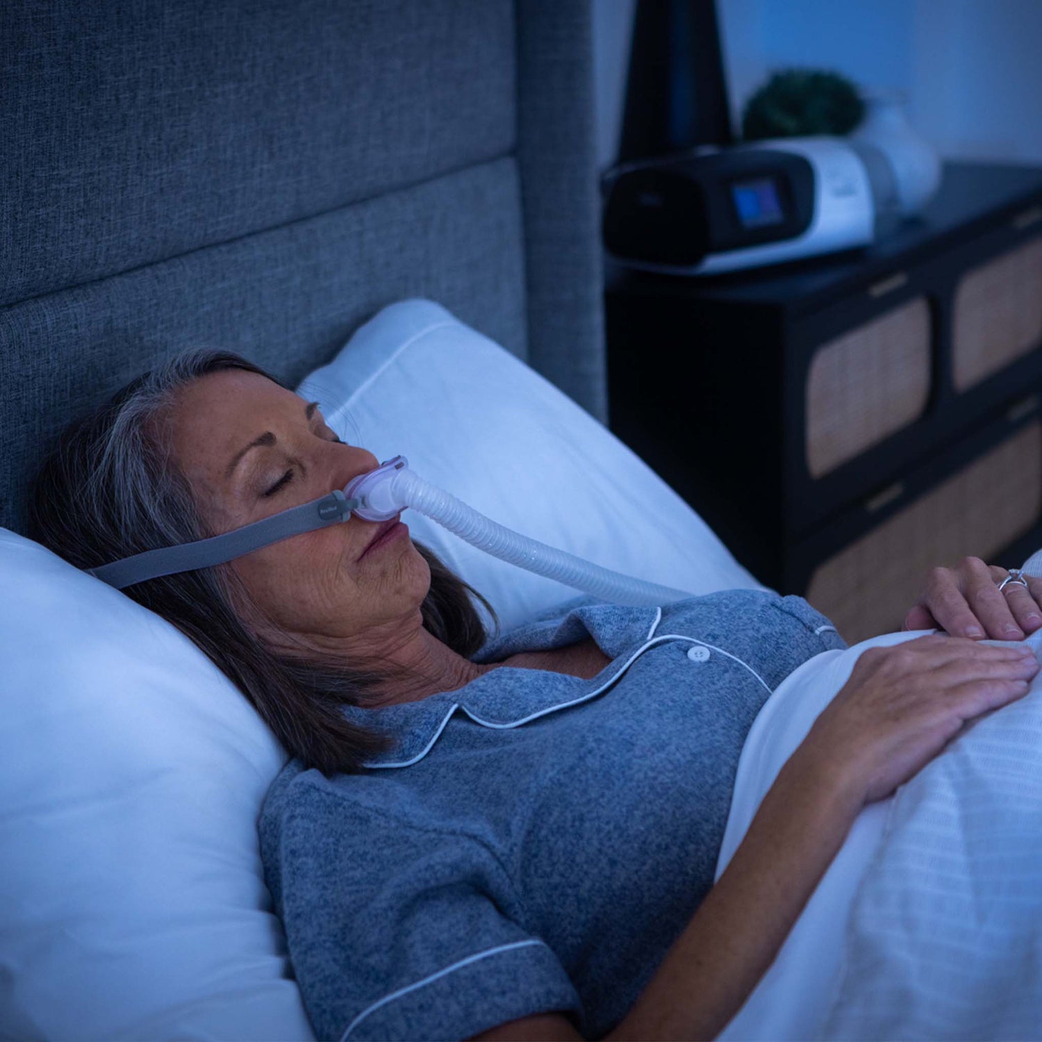 Air Machine Mask ResMed AirSense 11 AutoSet with AirFit P10 Nasal Pillow Mask Bundle ...