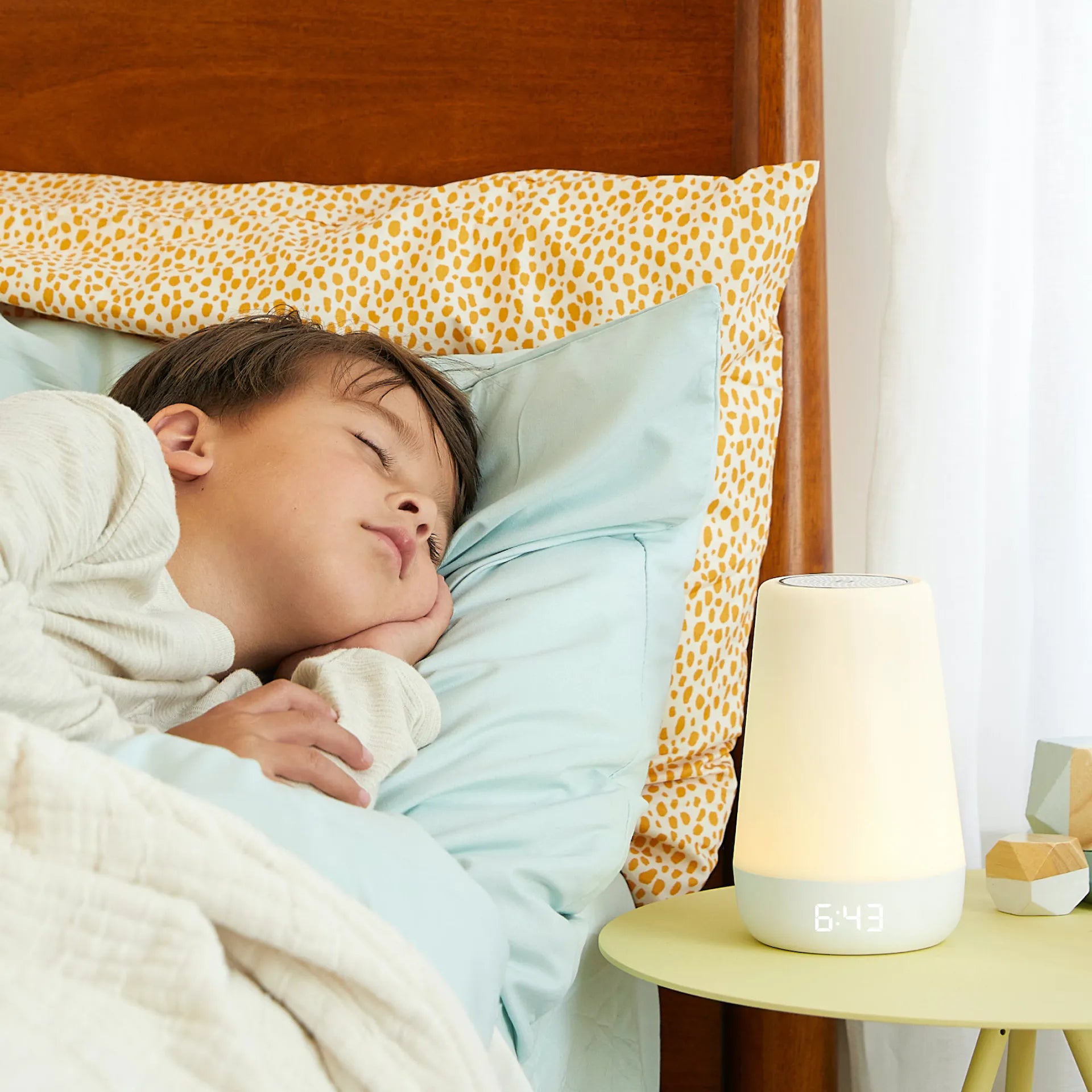 Hatch Rest+ 2nd Gen Sound Machine and Night Light with Recharging Base