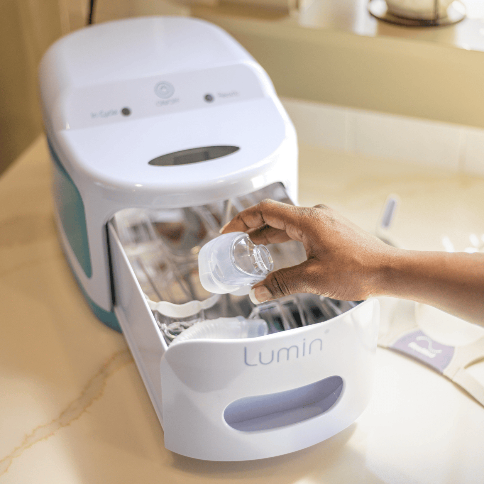 Lumin UV CPAP Sanitizer – cpap.com